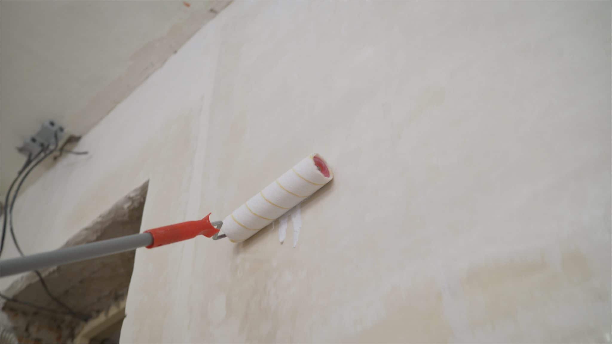 Do You Have to Primer Drywall Before Texture? (Solved!)